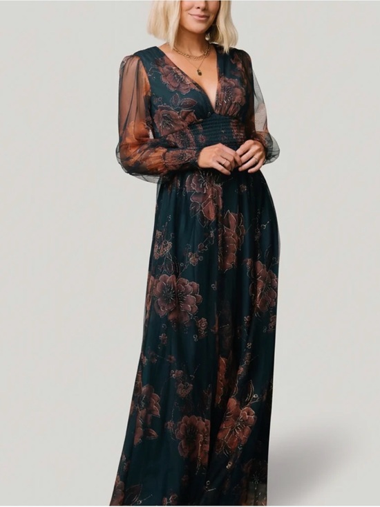 Baltic Born Dresses & Skirts - Baltic Born Layla Maxi Dress